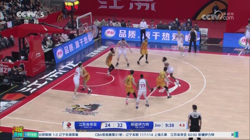 力赢得了球