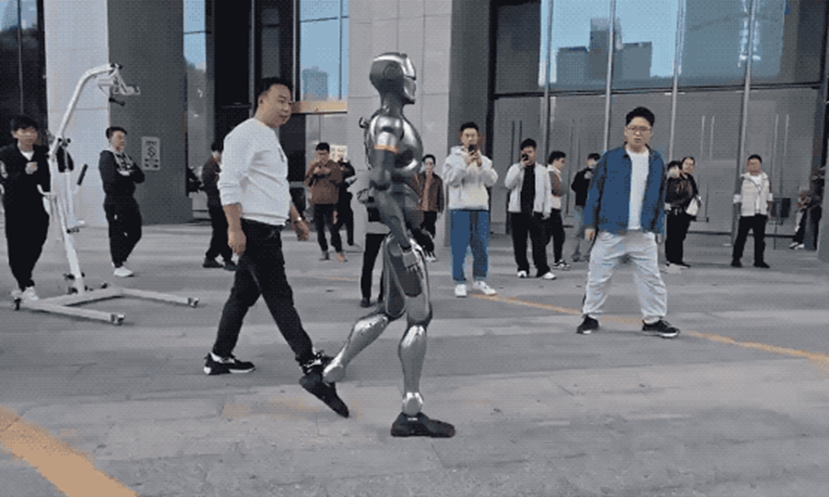 联赛中